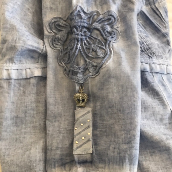 Elly Light Blue Shirt - Picture 5 of 6